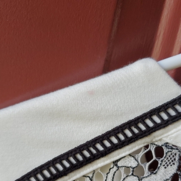 Chico's Black and White Floral Lace Blazer Size 2 CHICOS - Picture 11 of 11